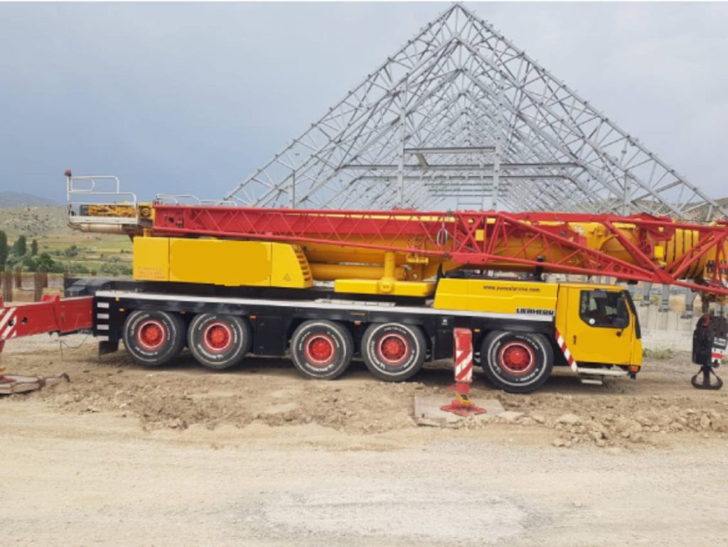 Kardelen Vinç (2) Kardelen Vinç (2)